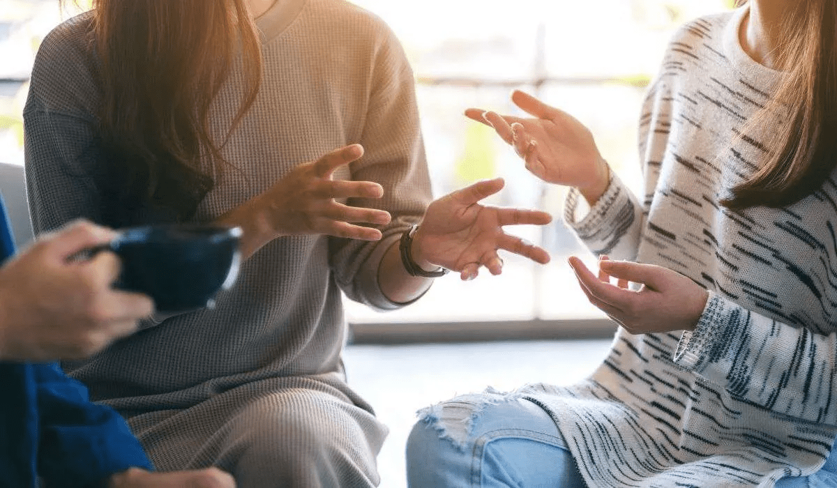 Navigating the Holidays Sober: How a Partial Hospitalization Program Helps You Stay on Track